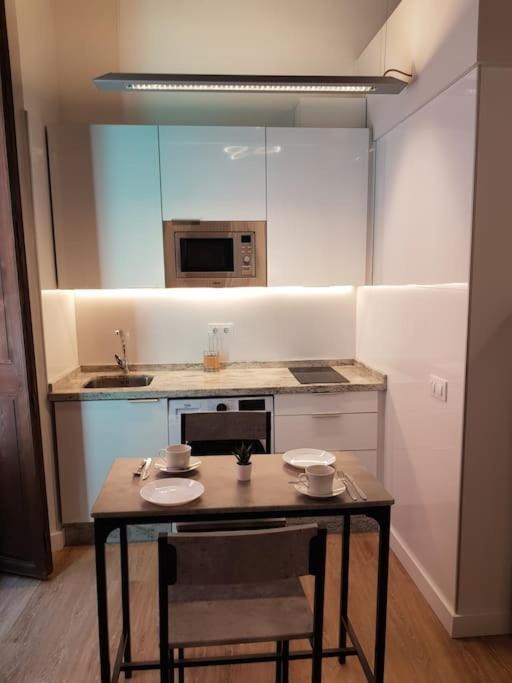The Loft Chinitas Apartment Малага Екстериор снимка